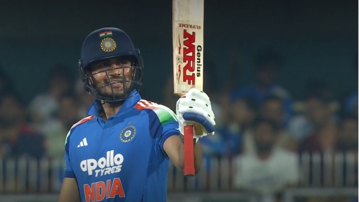 Gill Smashes 62-Ball Century in Record Chase